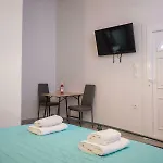 & Kariotes Apartment